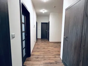 Prodej bytu 3+kk, Karlovy Vary, Svatošská, 92 m2