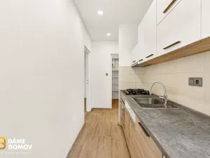 Prodej bytu 2+1, Uherský Ostroh - Ostrožské Předměstí, Sídliště, 54 m2