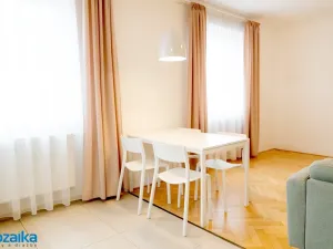 Pronájem bytu 2+kk, Lanškroun - Lanškroun-Vnitřní Město, nám. J. M. Marků, 62 m2