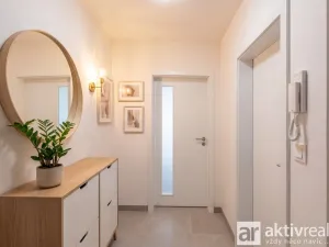 Pronájem bytu 1+kk, Přezletice, Pod Zahrady, 40 m2