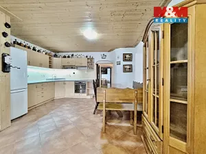 Prodej rodinného domu, Pelhřimov - Skrýšov, 167 m2