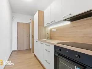 Pronájem bytu 1+kk, Otrokovice, Školní, 34 m2