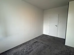 Pronájem bytu 2+kk, Praha, Křejpského, 44 m2