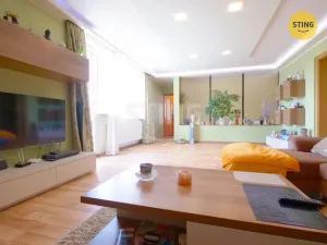 Prodej rodinného domu, Holasovice - Štemplovec, 295 m2