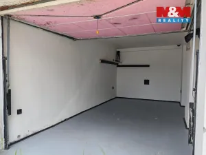 Pronájem garáže, Mělník, 18 m2