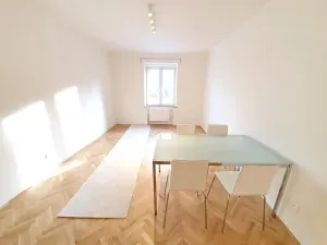 Pronájem rodinného domu, Praha - Smíchov, Xaveriova, 100 m2