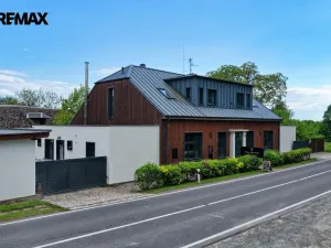 Prodej restaurace, Dolany - Véska, 382 m2