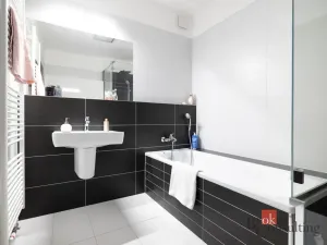 Pronájem rodinného domu, Praha - Dolní Měcholupy, Rothmayerova, 155 m2