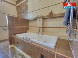 Prodej činžovního domu, Chodová Planá, Pivovarská, 379 m2