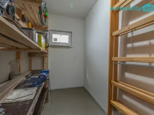 Prodej bytu 2+kk, Tachov, Na Třešňovce, 37 m2