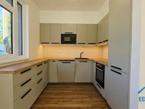 Pronájem obchodního prostoru, Herink, U Kovárny, 92 m2