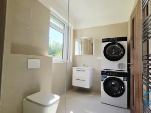 Pronájem obchodního prostoru, Herink, U Kovárny, 92 m2