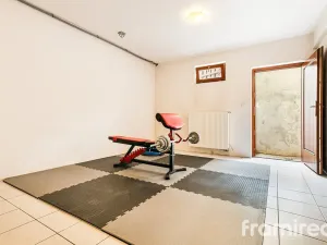 Prodej rodinného domu, Ohrobec, Krátká, 298 m2
