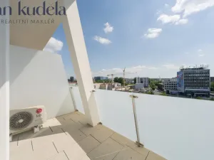 Pronájem bytu 1+kk, Brno, Komárovská, 33 m2