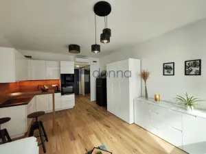 Pronájem bytu 1+kk, Praha, Sokolovská, 28 m2