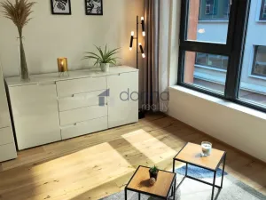 Pronájem bytu 1+kk, Praha, Sokolovská, 28 m2