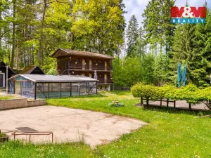 Prodej komerční nemovitosti, Nová Role - Mezirolí, 795 m2