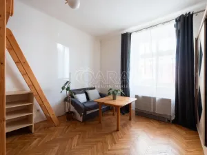 Prodej bytu 1+kk, Praha - Vinohrady, náměstí Jiřího z Lobkovic, 25 m2