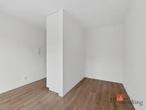 Pronájem bytu 1+kk, 27 m2