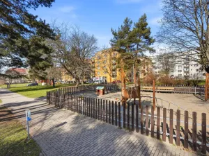 Pronájem bytu 2+kk, Praha - Vysočany, Kolbenova, 60 m2