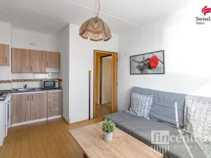 Pronájem bytu 2+kk, Pardubice, nábřeží Závodu míru, 42 m2
