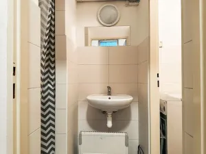 Pronájem bytu 1+kk, Praha - Smíchov, Holečkova, 20 m2