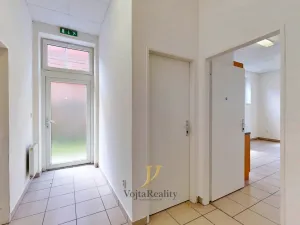 Pronájem obchodního prostoru, Uničov, Šumperská, 450 m2