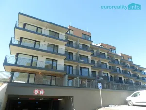Pronájem bytu 1+kk, Praha - Řeporyje, Jáchymovská, 30 m2