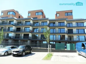 Pronájem bytu 1+kk, Praha - Řeporyje, Jáchymovská, 30 m2