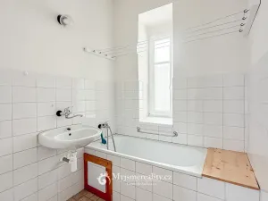 Pronájem bytu 2+1, Znojmo, Alšova, 57 m2