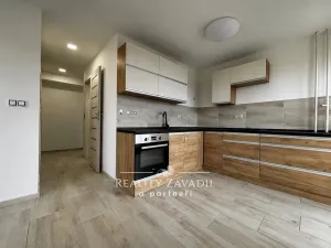 Pronájem bytu 2+kk, Karviná, Žižkova, 45 m2