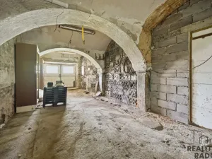 Prodej rodinného domu, Holetín, 400 m2