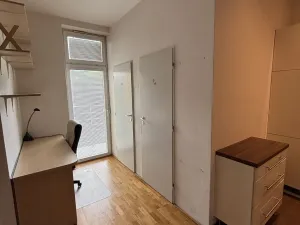 Pronájem bytu 1+kk, Praha - Nusle, Jaurisova, 35 m2