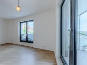 Pronájem bytu 1+kk, Praha - Žižkov, Malešická, 39 m2