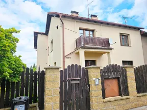 Prodej rodinného domu, Praha - Řepy, Doubravínova, 330 m2
