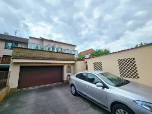 Prodej rodinného domu, Praha - Řepy, Doubravínova, 330 m2