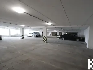Prodej garážového stání, Praha - Modřany, K otočce, 801 m2