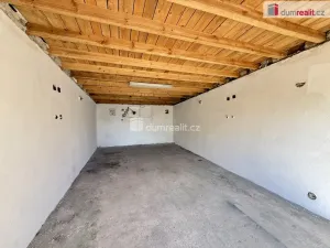 Pronájem garáže, Kralupy nad Vltavou, V Uličce, 33 m2