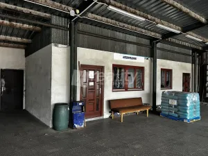 Pronájem skladu, Jihlava, Školní, 500 m2