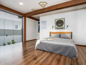 Prodej rodinného domu, Vysoký Újezd, V Hlinišťatech, 207 m2