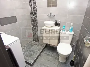 Prodej bytu 2+kk, Neratovice, 30 m2
