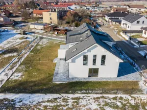 Prodej vícegeneračního domu, Klenovice, 286 m2