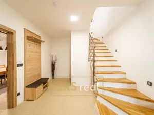 Prodej ubytování, Drnholec, 538 m2