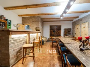 Prodej ubytování, Drnholec, 538 m2
