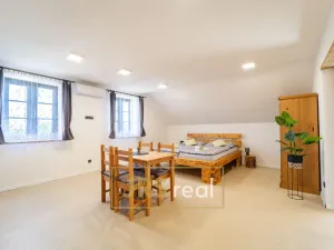 Prodej ubytování, Drnholec, 538 m2