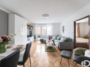 Prodej bytu 3+1, Mnichovo Hradiště, Víta Nejedlého, 71 m2