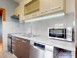 Pronájem bytu 4+1, Hodonín, Cihlářská čtvrť, 77 m2