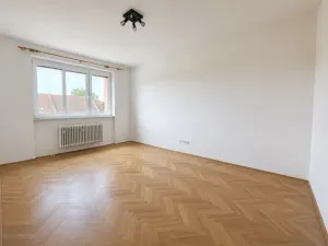 Pronájem bytu 3+1, Moravské Budějovice, Husova, 73 m2