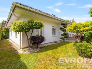 Pronájem rodinného domu, Průhonice, U Cihelny, 237 m2