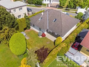 Pronájem rodinného domu, Průhonice, U Cihelny, 237 m2